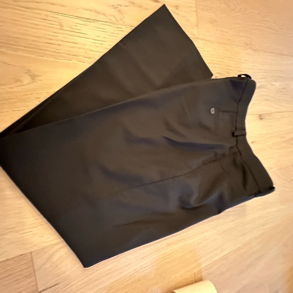Banana Republic black wool tapered leg slacks